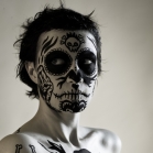 Bodyart project: La Calavera Catrina / The Elegant Skull

Modelis : La Calavera Catrina
Fotografas : Mantas Puida 
Body-art'as : Shaltmira