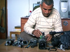 „5 sudaužytos kameros“