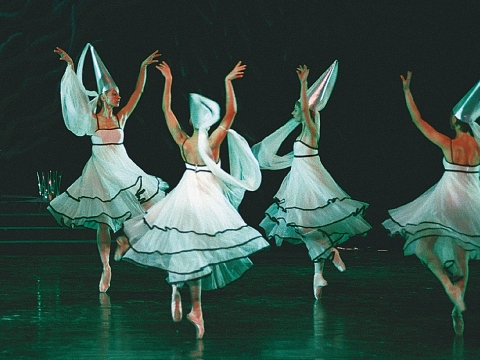 Scena iš baleto „Eglė žalčių karalienė“ (choreografas Egidijus Domeika). M. Raškovskio (VLE) nuotr.
