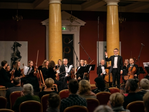 Šv. Kristoforo kamerinis ir Modestas Barkauskas
