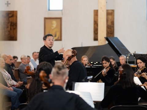 Dirigentas Ching-Ming Lu ir Klaipėdos kamerinis orkestras. D. Ančerevičiaus nuotr.