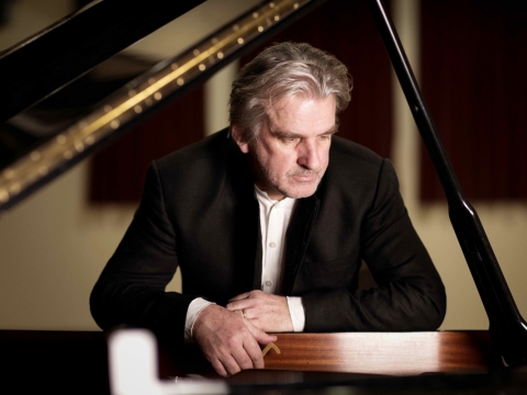 Barry Douglas. B. Ealovega nuotr.
