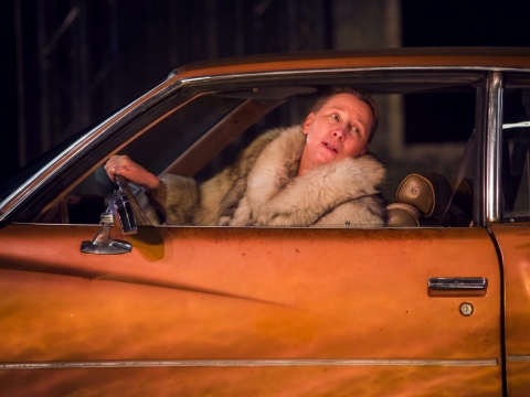 Eglė Mikulionytė spektaklyje „Peras Giuntas“. D. Stankevičiaus nuotr.