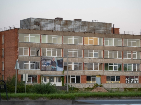 Paroda eksponuojama nebeveikiančioje gamykloje, tauragiškių vadinamoje „Skaičiukais“, Gaurės g. 22, Tauragė. J. Petkevičiaus nuotr. 