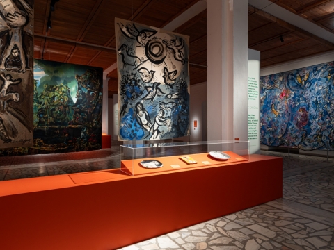 Paroda „Chagall. Picasso. Ernst. Keramika ir gobelenai“ LNDM Taikomosios dailės ir dizaino muziejuje. G. Grigėnaitės nuotr.