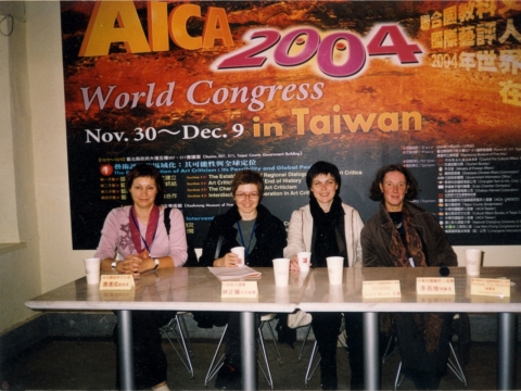 AICA kongresas Taivane: Ramutė Rachlevičiūtė, Giedrė Jankevičiūtė, Laima Kreivytė, Elona Lubytė. 2004 m.
