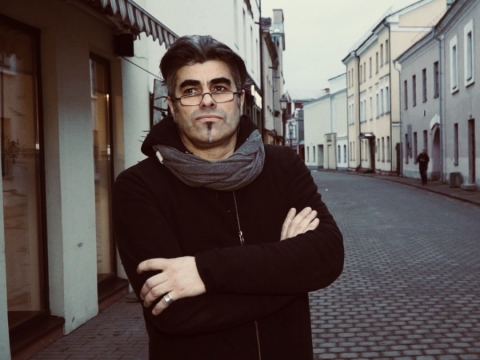 Spektaklio „Rusiškas romanas“ kompozitorius Antanas Jasenka. LRT nuotr.