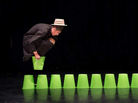 Scena iš spektaklio „BAKÉKÉ”. Organizatorių nuotr.