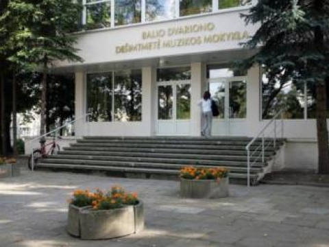 Balio Dvariono dešimtmetė muzikos mokykla