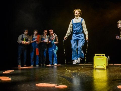 Scena iš spektaklio „TIP TOP“. L. Vansevičienės nuotr.