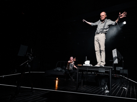 Scena iš spektaklio „Kai kurios erelių rūšys“. D. Rimeikos nuotr.