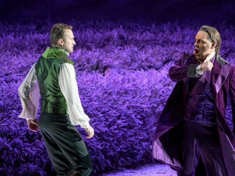 Edgaras Montvidas ir Kostas Smoriginas operoje „Traviata“. M. Aleksos nuotr.