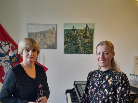 Saulė Kondrotaitė ir Vilma Pečiukonytė. Organizatorių nuotr.