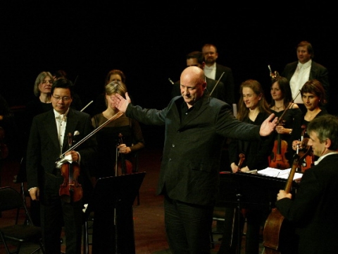 „Gavin Bryars Ensemble“