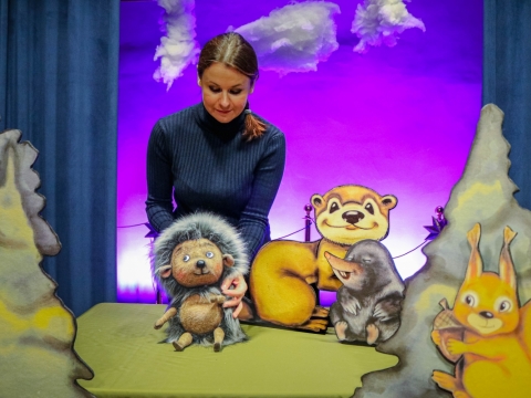 „Ežiukas ir debesėliai“. Kauno valstybinio lėlių teatro nuotr.