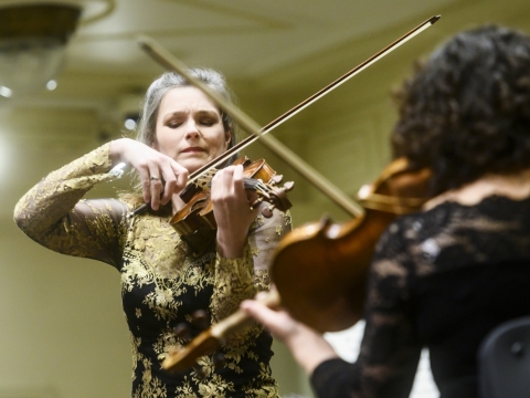 Janine Jansen ir „Camerata Salzburg“. D. Matvejevo nuotr.