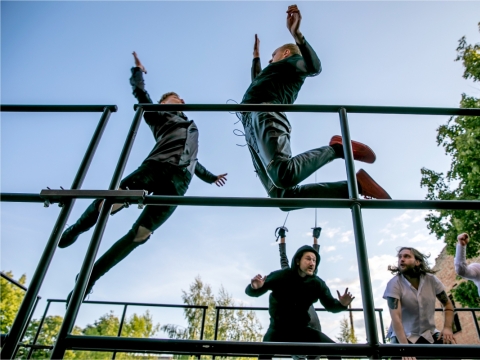 Scena iš spektaklio „Man šiandien – Hamletas“. S. Jankausko nuotr.