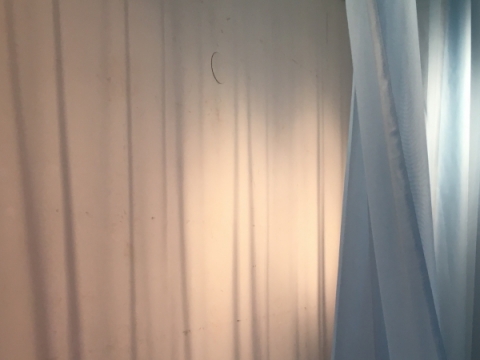 Marija Klimavičiūtė, instaliacijos "Laukiantiems" fragmentas

