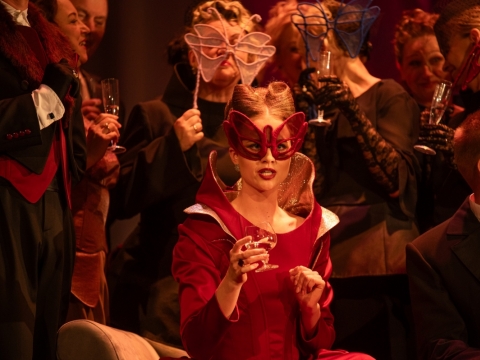 Operetės „Šikšnosparnis“ Panevėžio muzikiniame teatre generalinė repeticija. P. Židonio nuotr.