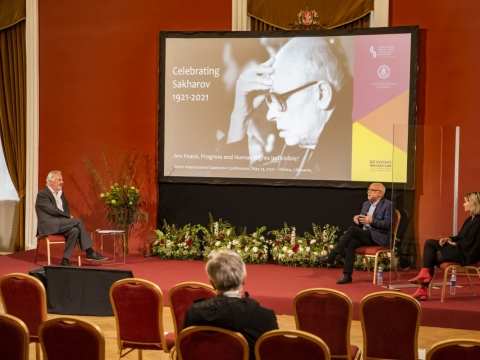 Pernai vykusi Sacharovo konferencija Vilniaus rotušėje. J. Petronio nuotr.