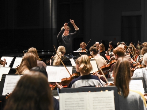Simfoninis orkestras „d'Academie Sint-Niklaas“, dirigentas Pieter Matthynssens. Organizatorių nuotr.