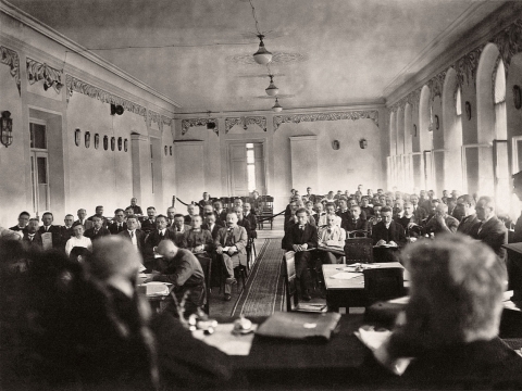 Steigiamojo Seimo posėdis. Kaunas, 1921 m. Lietuvos mokslų akademijos Vrublevskių biblioteka