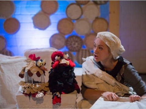 „Vištytė ir gaidelis“. Keistuolių teatro nuotrauka