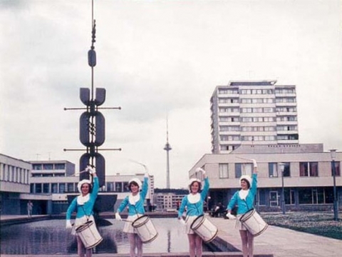 Lazdynai, prekybos ir buitinio aptarnavimo centras „Erfurtas“, 1980