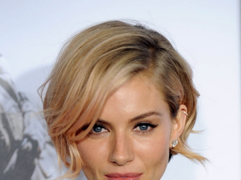 Kanų kino festivalio žiuri narė Sienna Miller 