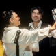 Jelena Juščenko ir Nikolajus Antonovas spektaklyje „Dviejų Korėjų susijungimas“. D. Matvejevo nuotr.
