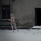 Videofilmo „Suknelė vasarai arba kaip gerai mirti“ fragmentai. 2024 m. Režisierė L. Liaudanskaitė, operatorius ir montažo režisierius J. Miceika, aktorė Laura Geraščenko