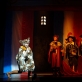 Scena iš spektaklio „Oskaras ir trys muškietininkai“. M. Aleksos nuotr.