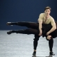 Ernestas Barčaitis ir Jeronimas Krivickas balete „Procesas“. M. Aleksos nuotr.