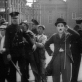 Kadras iš filmo „Darbininkai išeina iš fabriko“
