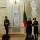 Lietuvos Respublikos Prezidentė Dalia Grybauskaitė apdovanojo aktorę ir režisierę Birutę Mar ordino „Už nuopelnus Lietuvai“ medaliu. Asmeninio archyvo nuotr.