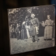 Eksponuojamos barono de Baye nuotraukos, šioje įamžinti žemaičių valstiečiai vestuvėse. Žemaitija. 1904 m. S. Samsono / LNM nuotr.