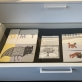 Parodos „Ką padarė žirklės“ Lietuvos nacionalinėje Martyno Mažvydo bibliotekoje fragmentas. Autorės nuotr.