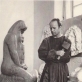 Leonas  Žuklys dirbtuvėje, prie skulptūros „Motina“. 1973 m.  Fotografas – M. Baranausko nuotr.