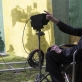 Alainas Resnais filmuojant „Mylėti, gerti ir dainuoti“