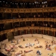 Rugilės Barzdžiukaitės, Vaivos Grainytės, Linos Lapelytės opera-performansas „Saulė ir jūra“ festivalyje „No Convencional“ Bogotos Kolumbo teatre („Teatro Colón“), 2025. E. Morales / Minculturas Colombia nuotr.