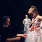 Scenografė ir kostiumų dailininkė Jekaterina Zlaja derina šokio spektaklio  „Romeo ir Džuljeta“ rūbus. J. Lebedevos nuotr.