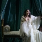 Viktorija Miškūnaitė (Violeta Valeri) ir Kšištofas Bondarenko (Daktaras Grenvilis) operoje „Traviata“. M. Aleksos nuotr. 